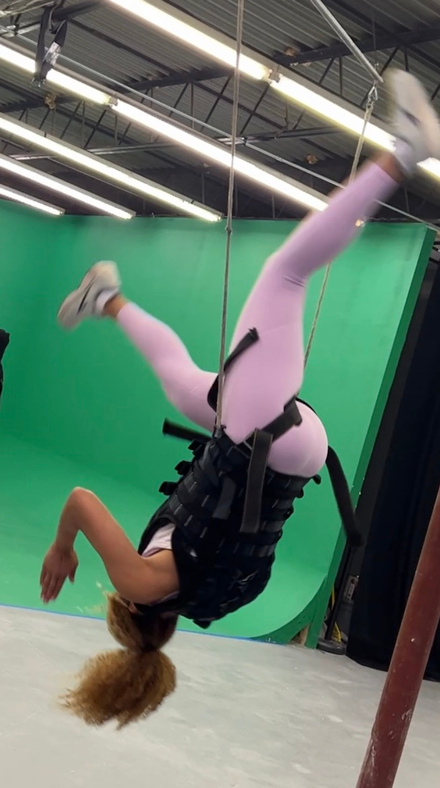 Daisi Jo stunt training